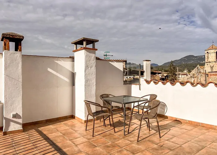 Ganganell Atic Apartamento Con Terraza En Besalu